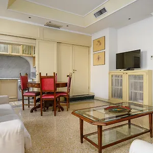 https://duomo-fontana-penthouse-with-beautiful-terrace.italymilanhotels.net