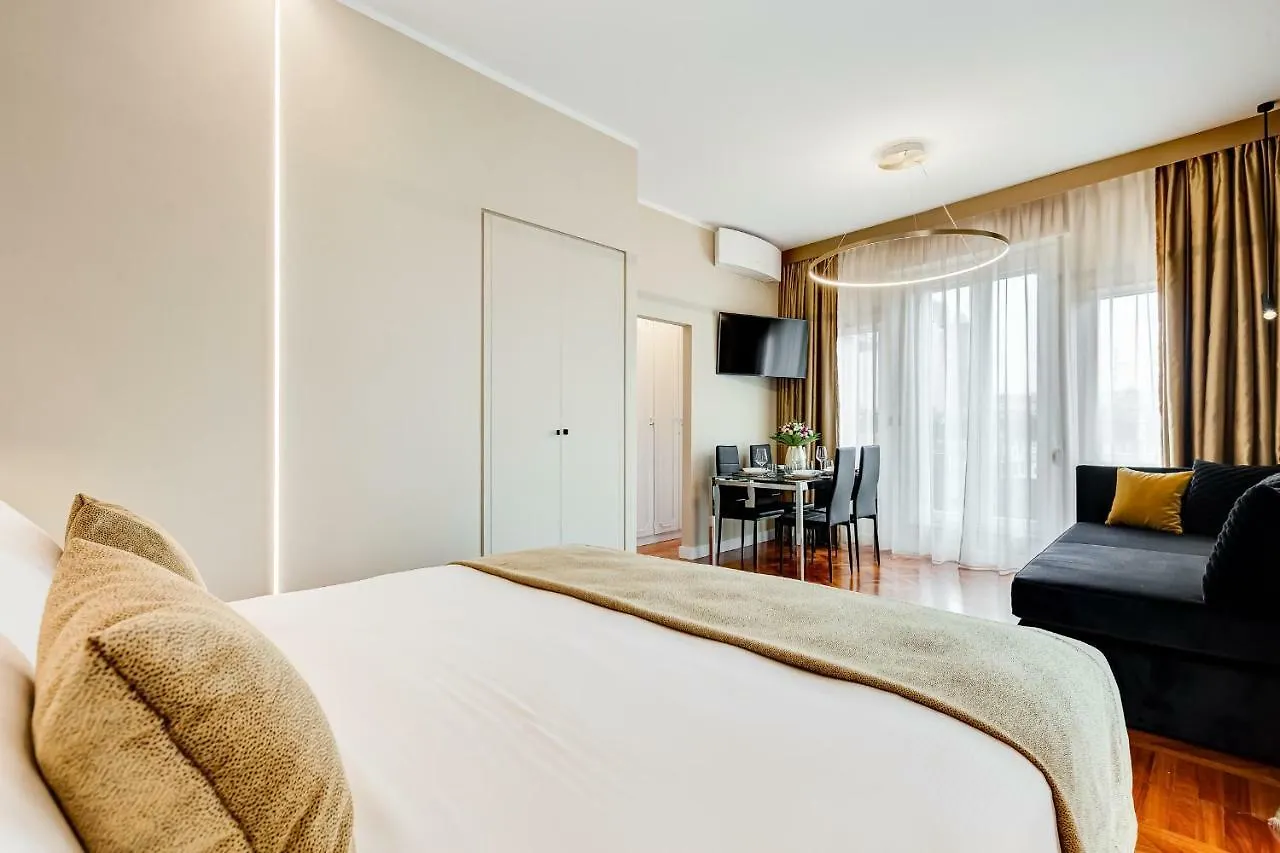 Frattina High-End Apt Rome Italy