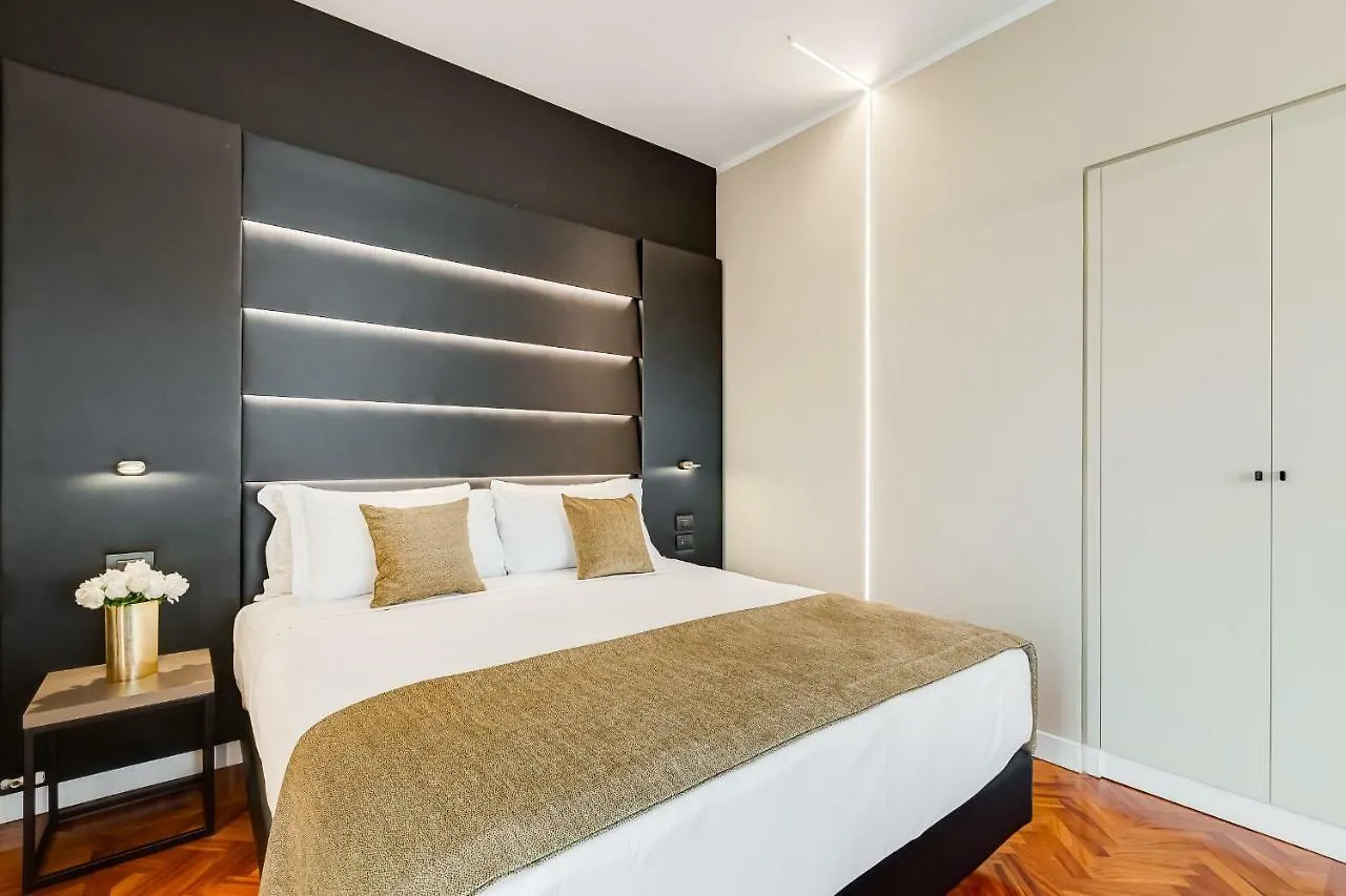 Frattina High-End Apt Rome 0*,